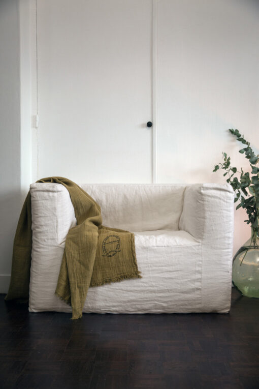 Fauteuil en lin craie CUB SLOW