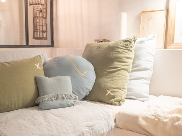 HUG - Curry – Silkscreened Cushion – 80x80cm (Cushioning Included)