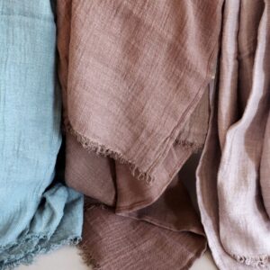 Plaid en lin, modèle WARMY UP - coloris Taupe