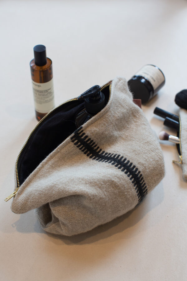 Trousse de maquillage en lin et laine
