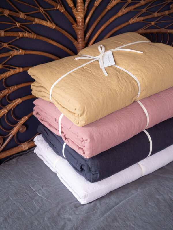 PEPLUM – Poivre et Sel – Washed Linen Quilt – 250x250cm (Garniture Incluse)