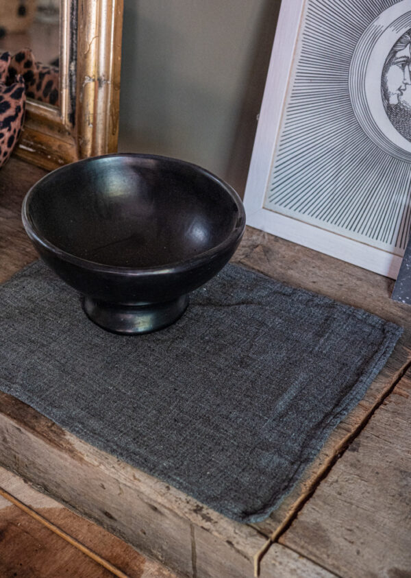 FOLK – Grey – Pair of Changing Linen Placemats – 45x35cm