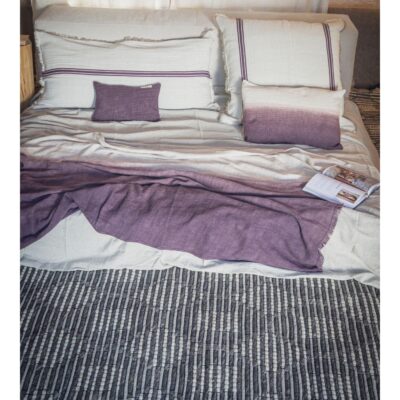 Tapis en laine bouclée, modèle TYRICAL coloris Grey