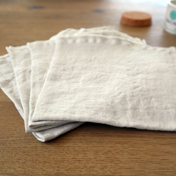 Lot de 4 serviettes de table en lin finition bourdon - SUSIE Plume