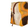 Détails brodés trousse à maquillage CLARK Curcuma