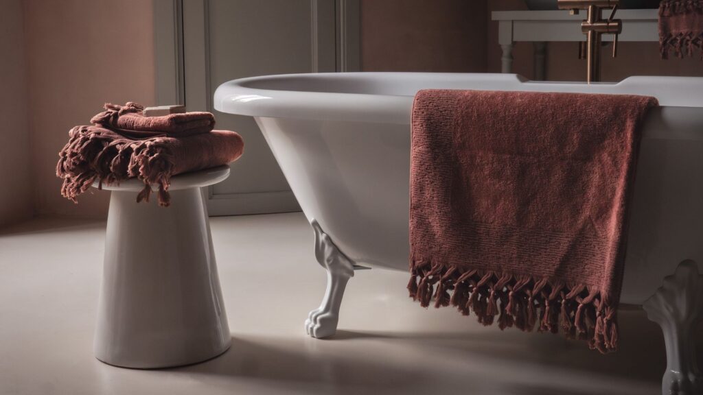 Serviette de bain en éponge ULYSSE