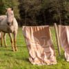 Fouta ou serviette de place en coton avec motifs fleuris, TEXAS, coloris Lombok et Lambar, thème FOUTA, zoom sur coloris Lambar