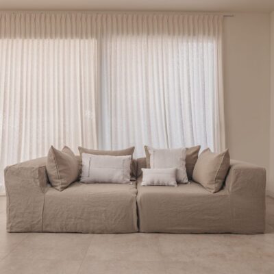 Coussins thème HANDMADE sur canapé en lin SLOW COIN Naturel