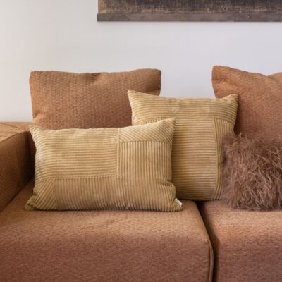 Coussin en velours côtelé thème HANDMADE coloris Sand