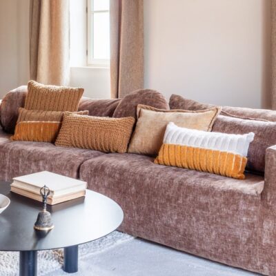 Alternative view of Coussin en coton tufté