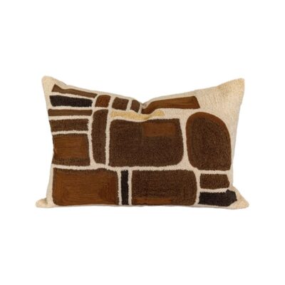 Décoration et linge de maison : pourquoi privilégier des matières naturelles ? 12 Coussin broderie en coton 40x60cm